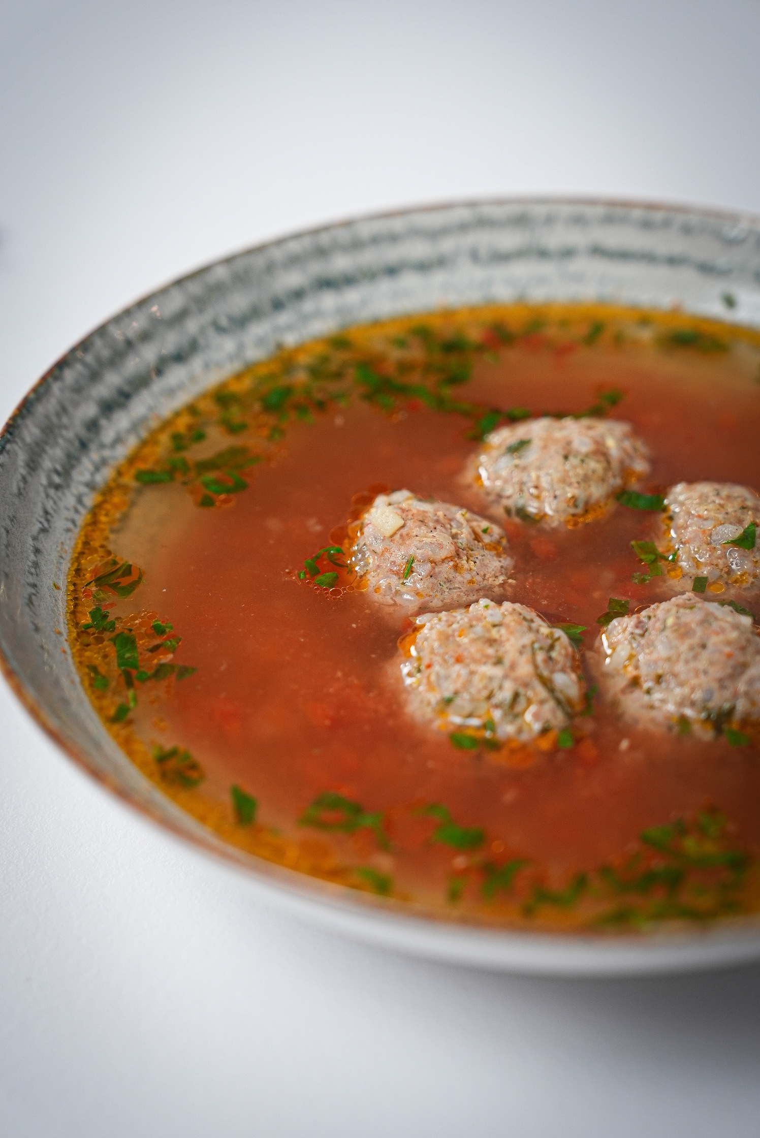 Ciorbă de perișoare cu aromă autentică – rețeta mea preferată, îmbogățită cu mirodenii Fuchs