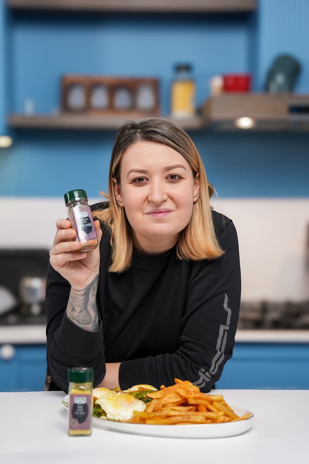 Mic dejun în stil mediteranean cu cartofi prăjiți